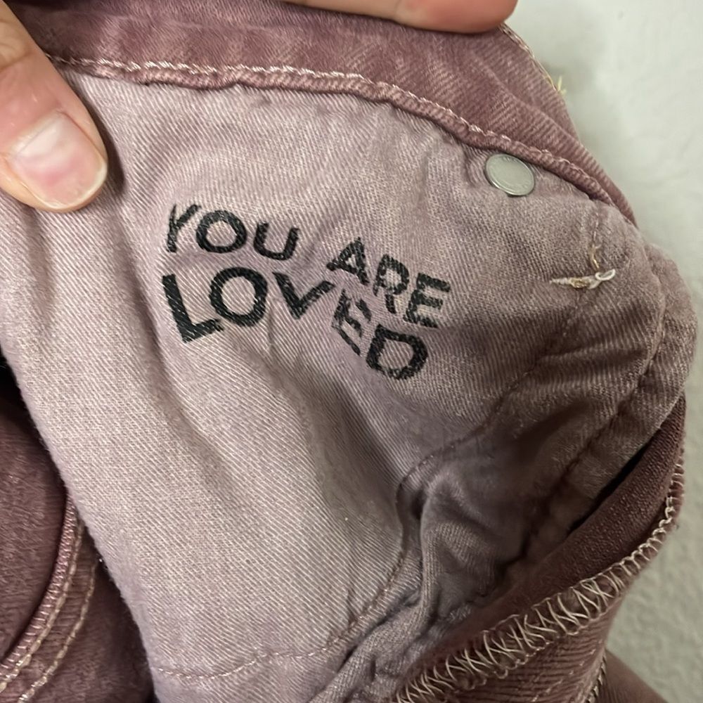 AMO Denim Jean Shorts You Are Love short red Size 31 Tommy Cuff Color Bloodstone - Picture 4 of 5